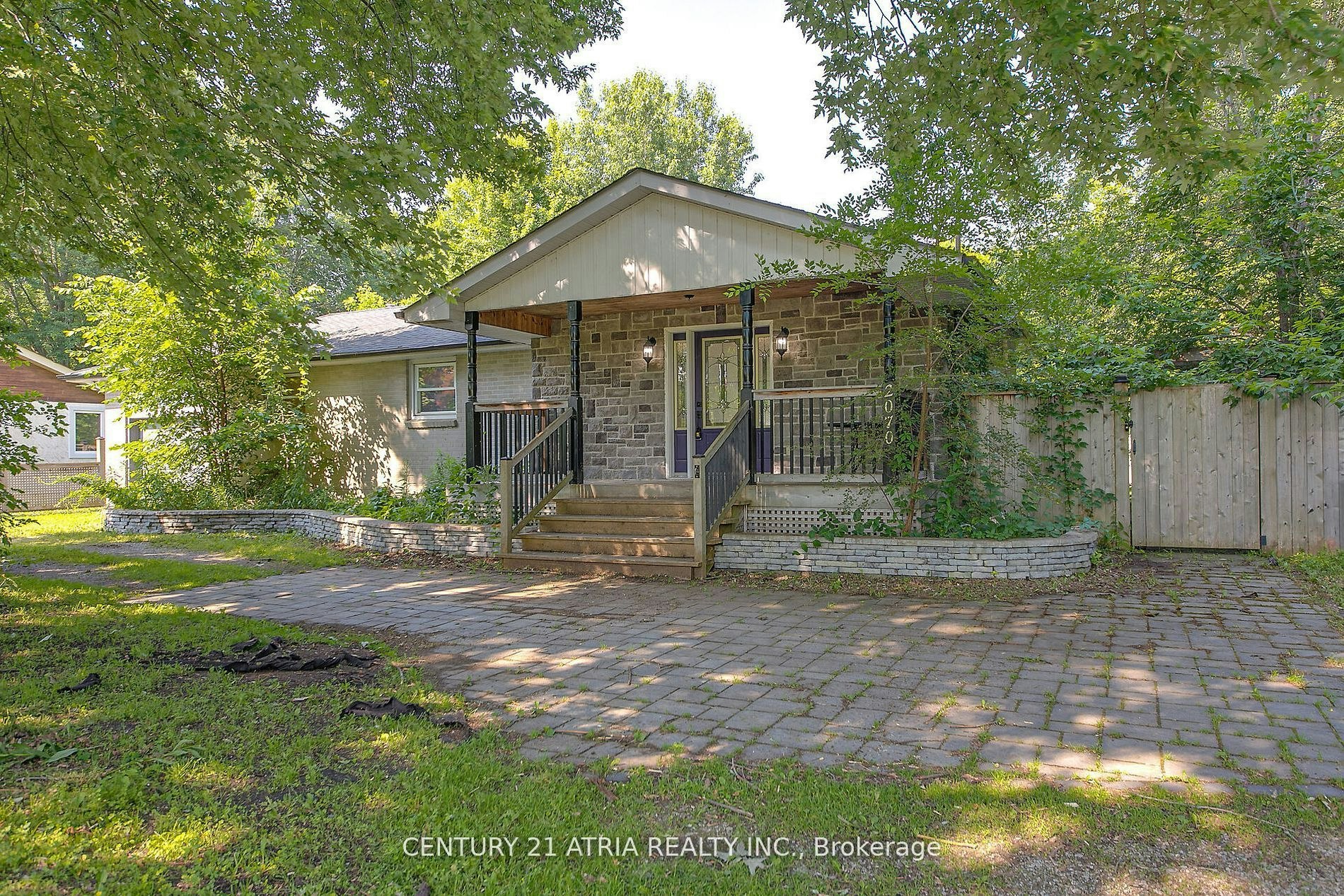 2070 St. Paul Road, Innisfil, ON, L9S 1V2