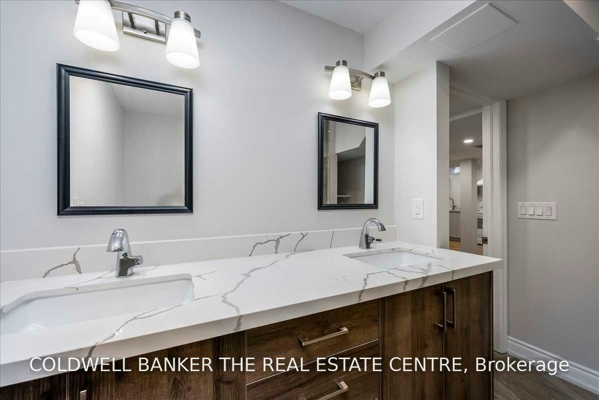 778 Firth Court, Newmarket, ON, L3Y 8H8 - 18