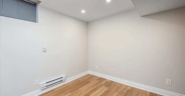 778 Firth Court, Newmarket, ON, L3Y 8H8 - 15