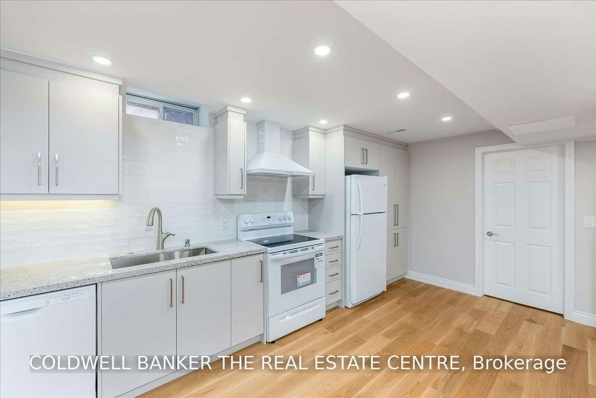 778 Firth Court, Newmarket, ON, L3Y 8H8 - 14