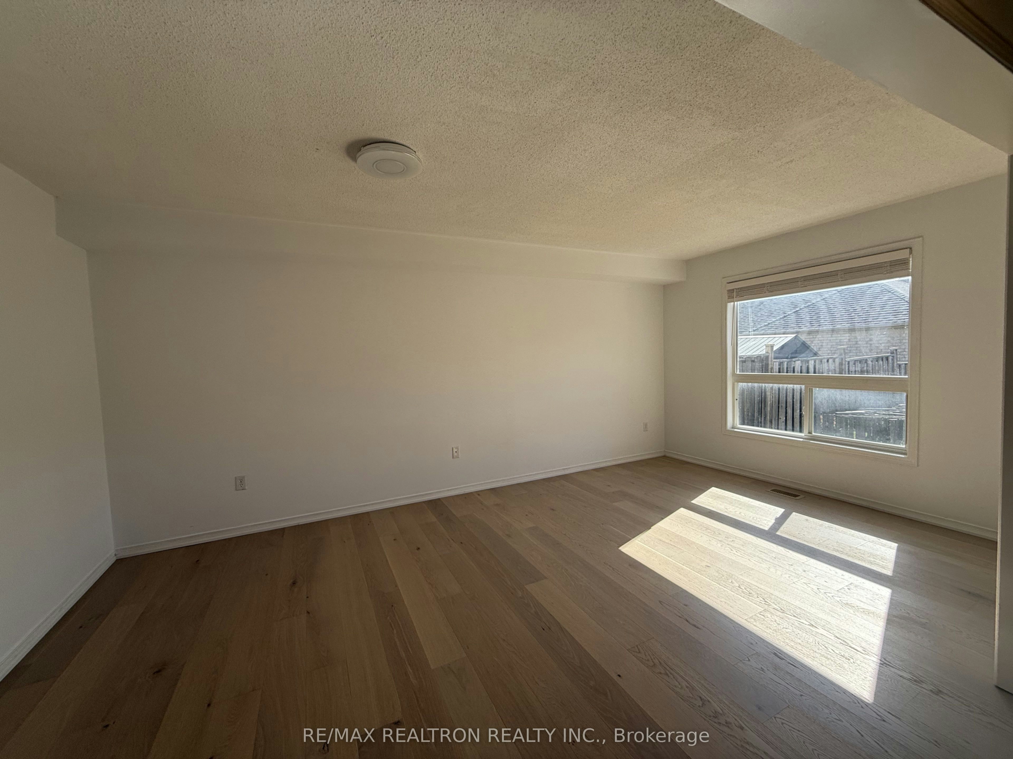 663 South Unionville Avenue, Markham, ON, L3R 4W9 - 4