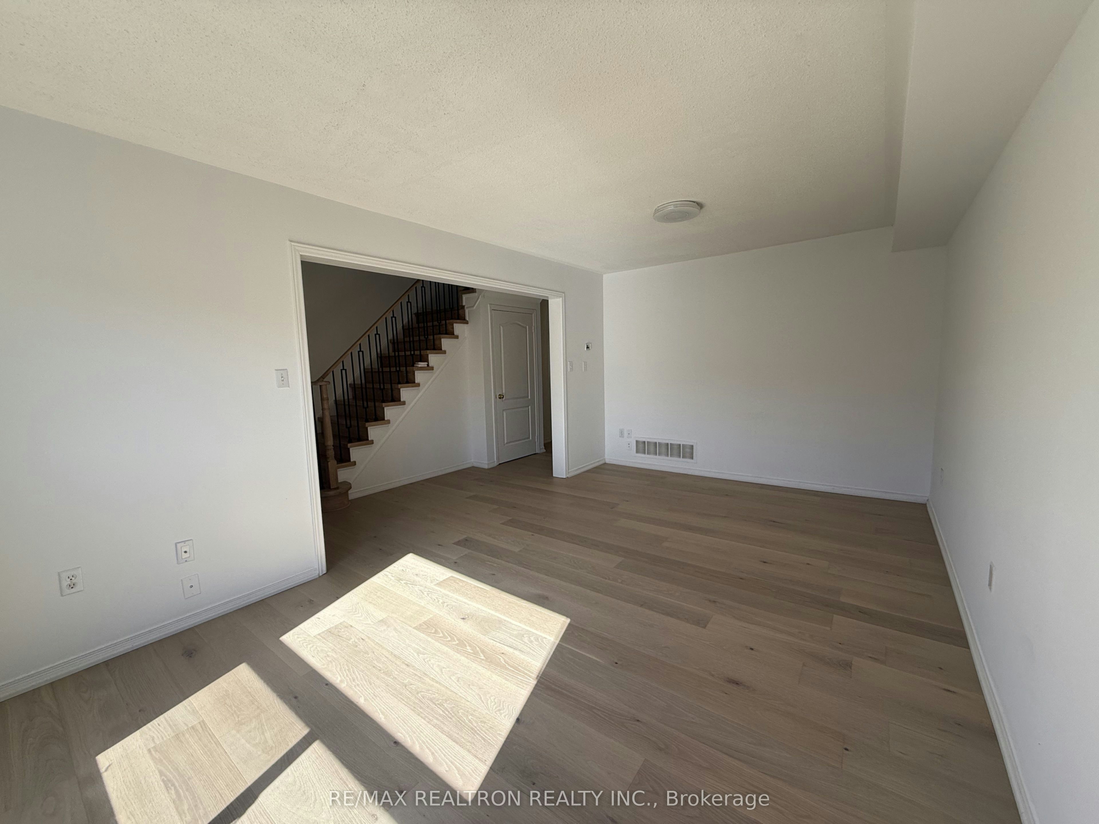 663 South Unionville Avenue, Markham, ON, L3R 4W9 - 5