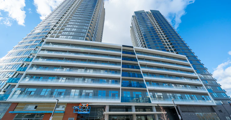 2406-50 Upper Mall Way, Vaughan, ON, L4J 0L8 - 32