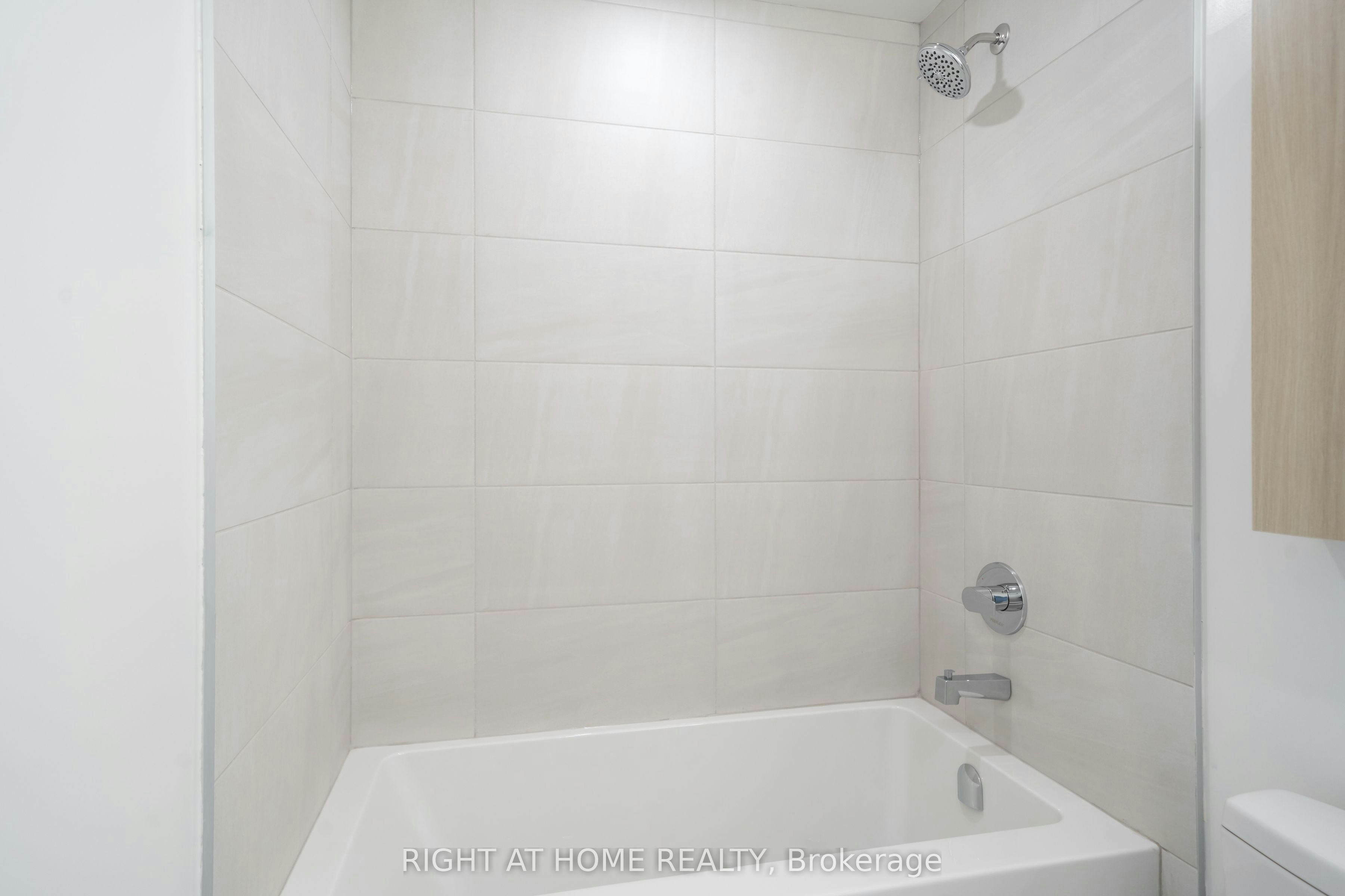 2406-50 Upper Mall Way, Vaughan, ON, L4J 0L8 - 22
