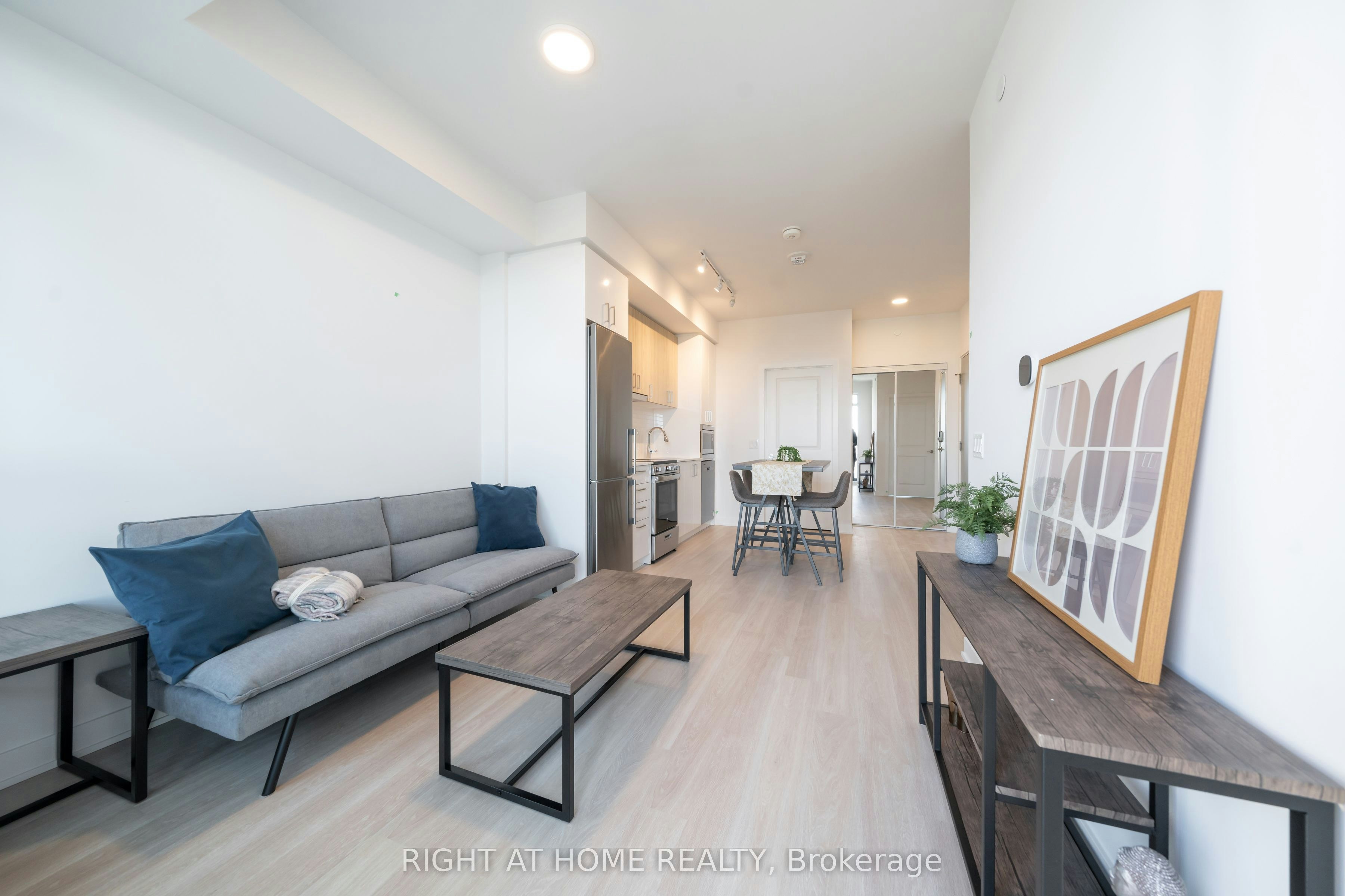 2406-50 Upper Mall Way, Vaughan, ON, L4J 0L8 - 4