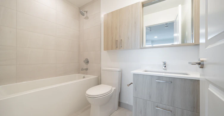 2406-50 Upper Mall Way, Vaughan, ON, L4J 0L8 - 20