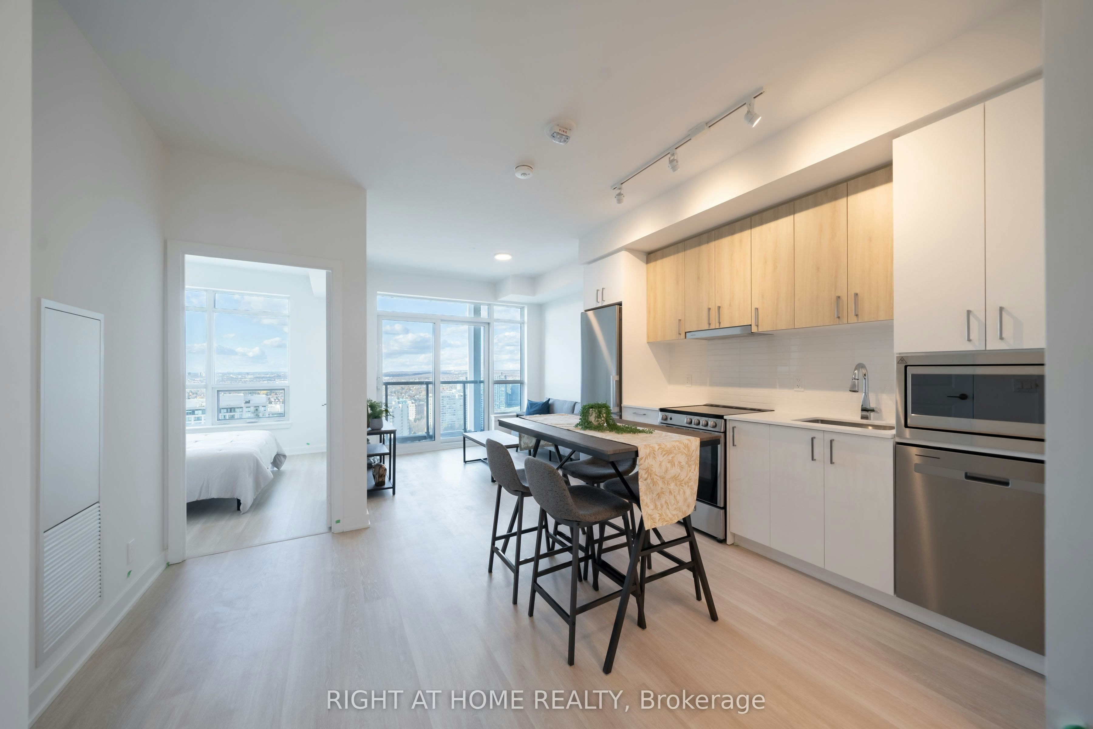 2406-50 Upper Mall Way, Vaughan, ON, L4J 0L8 - 8