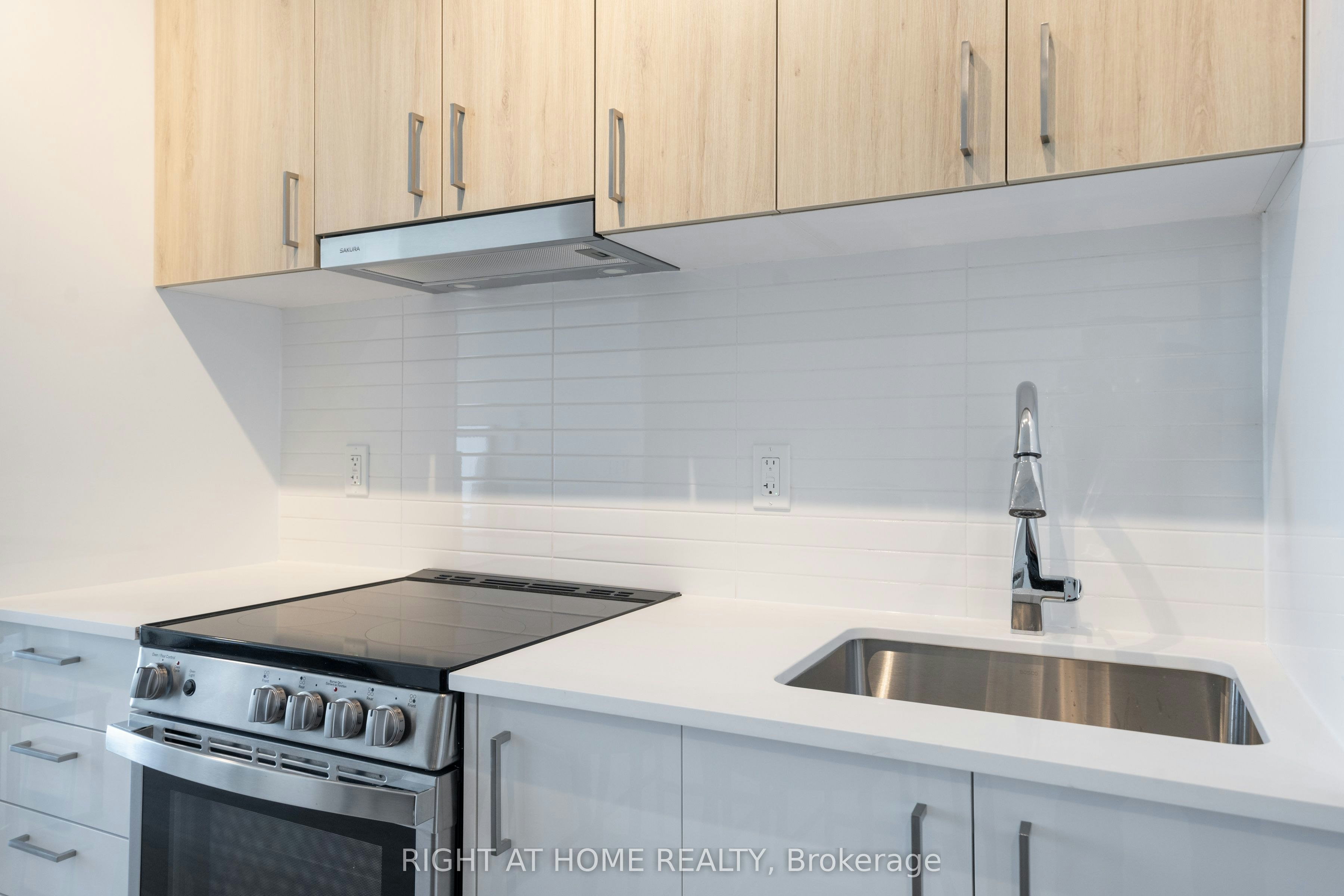 2406-50 Upper Mall Way, Vaughan, ON, L4J 0L8 - 13