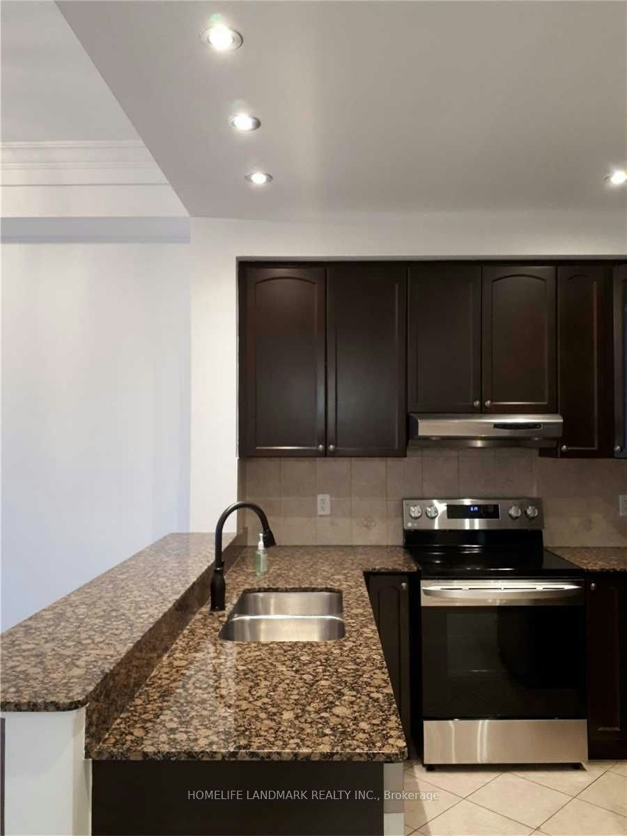 Ph. 802-8 Maison Parc Court, Vaughan, ON, L4J 9K5 - 15