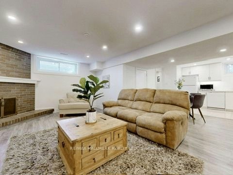 Bsmt-238 Rumble Avenue, Richmond Hill, ON, L4C 4G7 - 5
