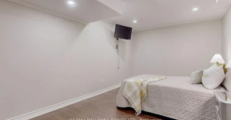 Bsmt-238 Rumble Avenue, Richmond Hill, ON, L4C 4G7 - 14
