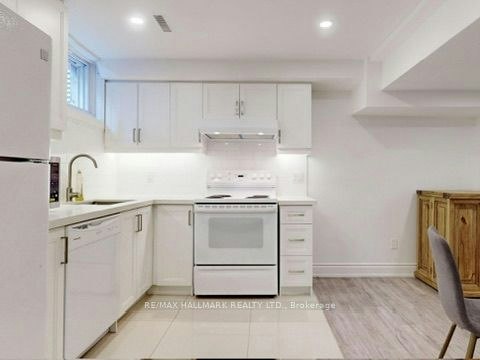 Bsmt-238 Rumble Avenue, Richmond Hill, ON, L4C 4G7 - 9
