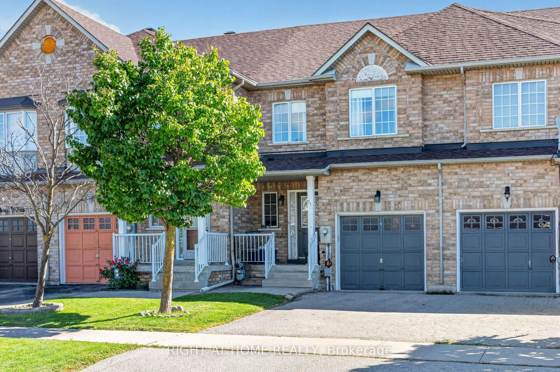 71 Pottery Place, Vaughan, ON, L4L 9H2