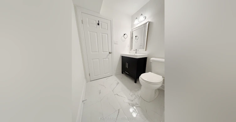 B-172 District Avenue, Vaughan, ON, L6A 0Y3 - 8