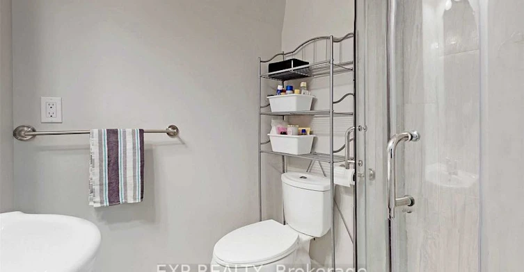 B-172 District Avenue, Vaughan, ON, L6A 0Y3 - 5