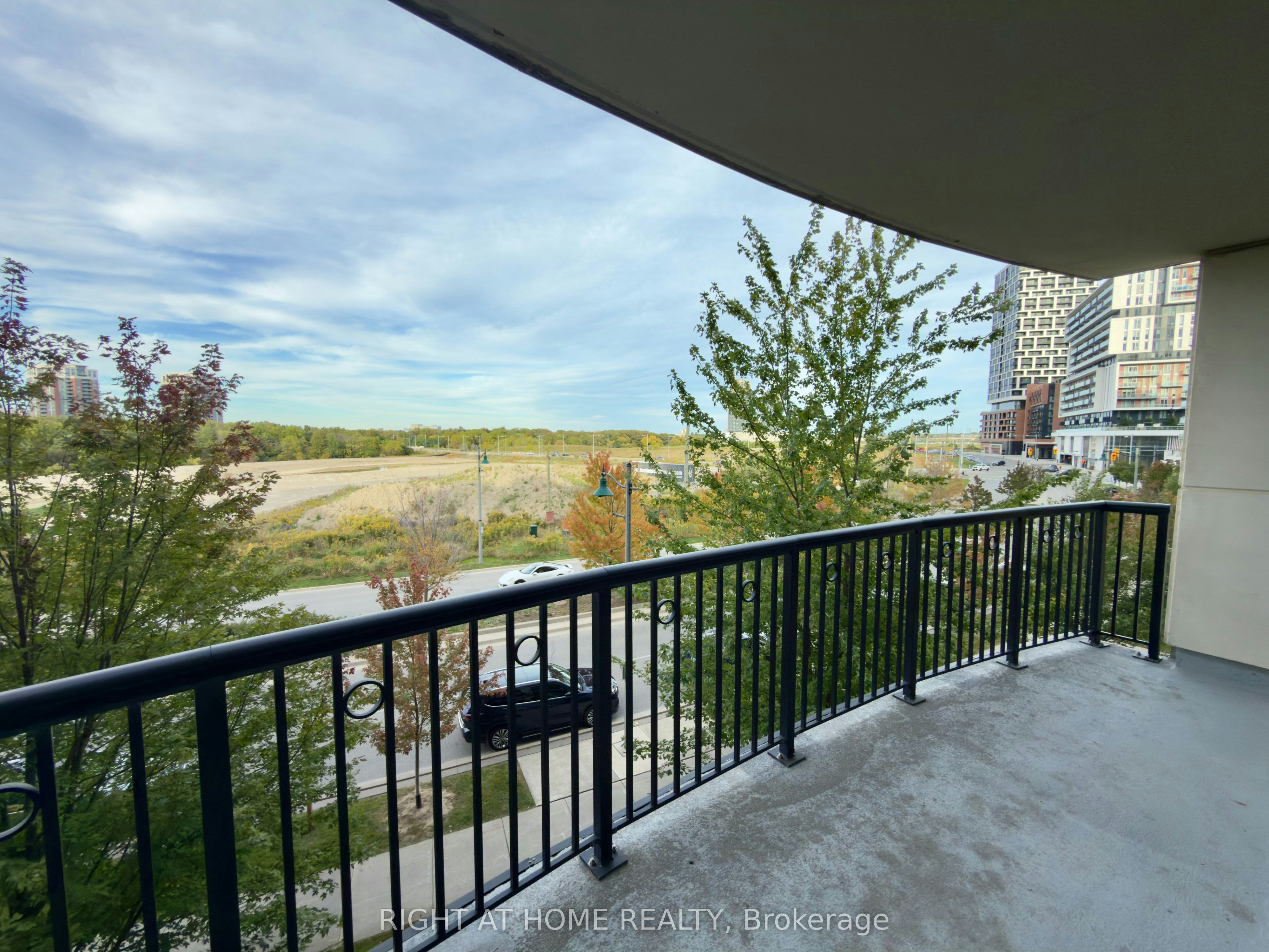 310-131 Upper Duke Crescent, Markham, ON, L6G 0C9 - 10