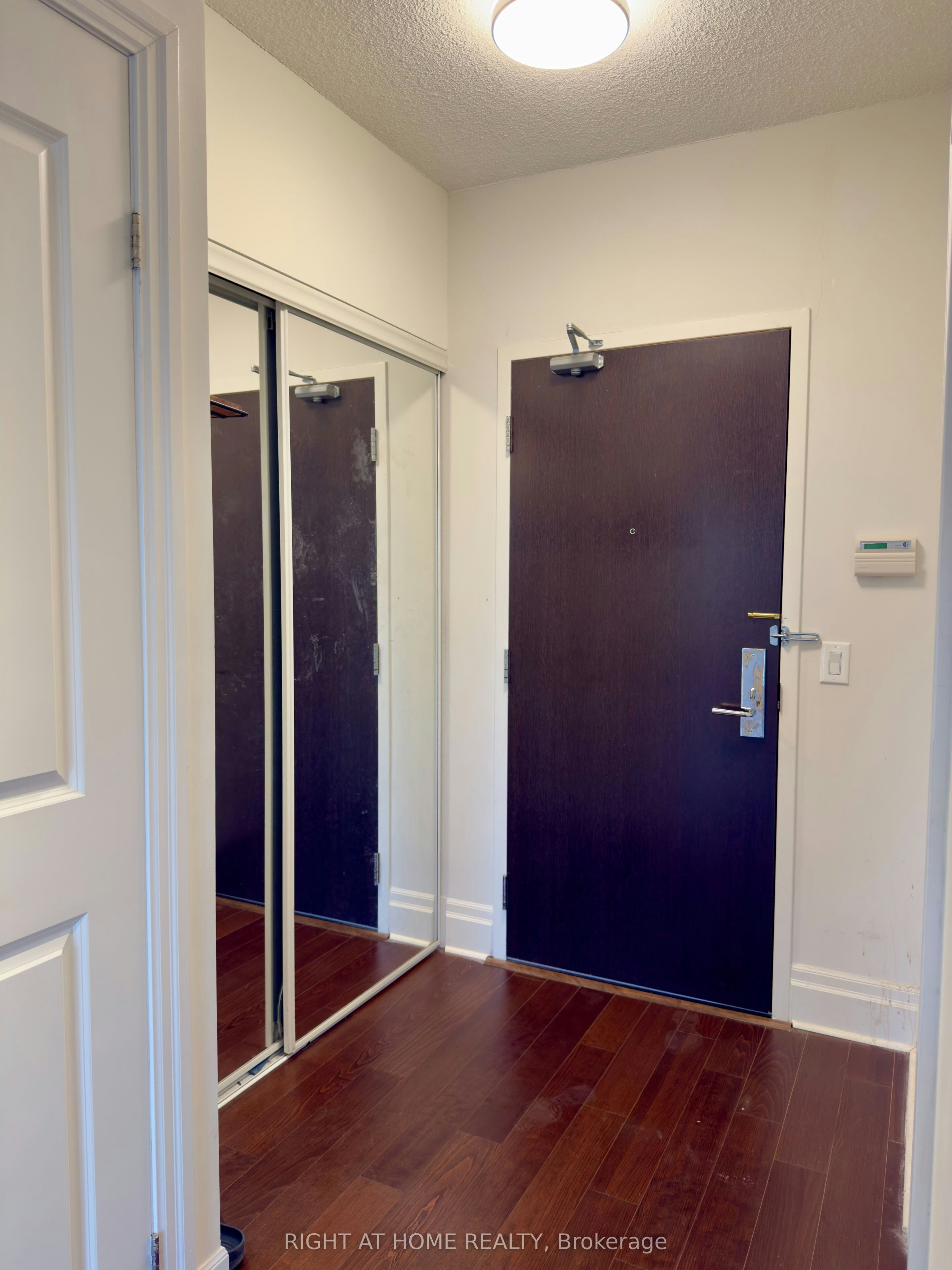 310-131 Upper Duke Crescent, Markham, ON, L6G 0C9 - 8