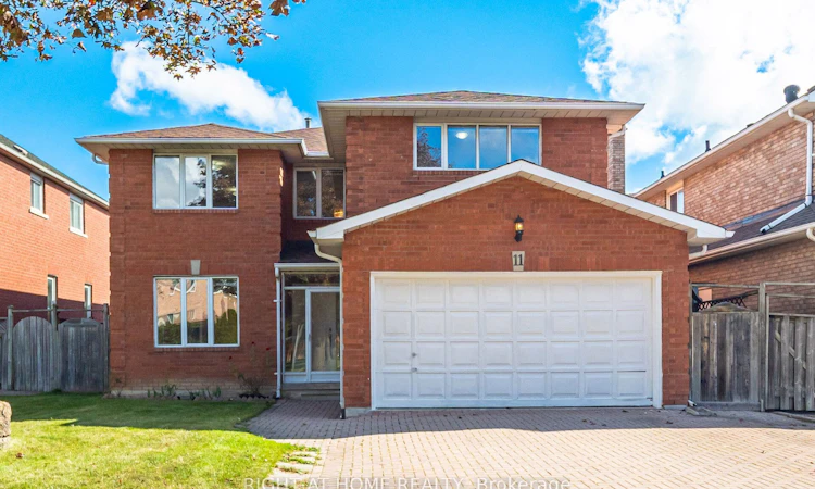 11 Lynda Mcneil Place