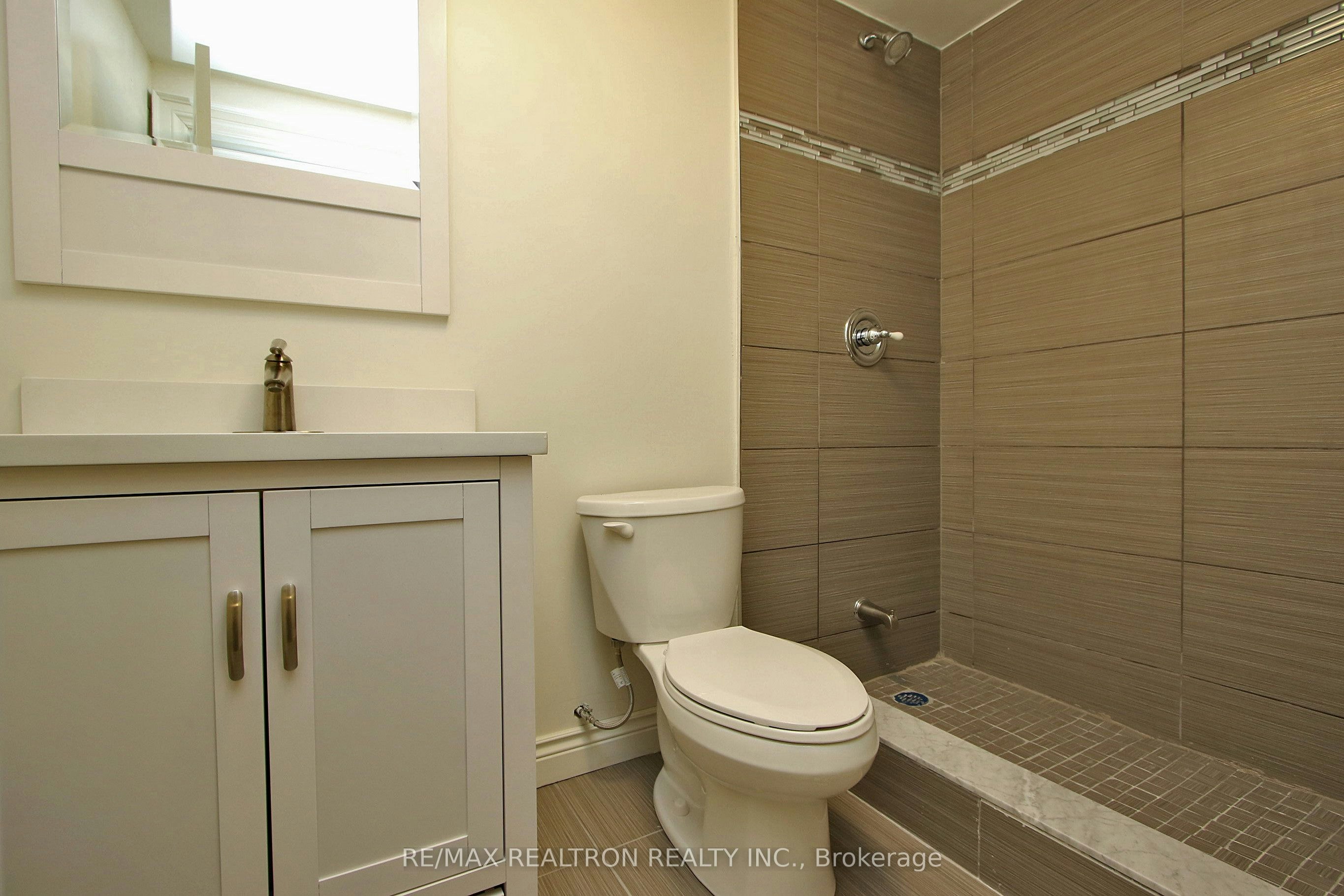 30 Valmont Avenue, Richmond Hill, ON, L4E 0P8 - 21