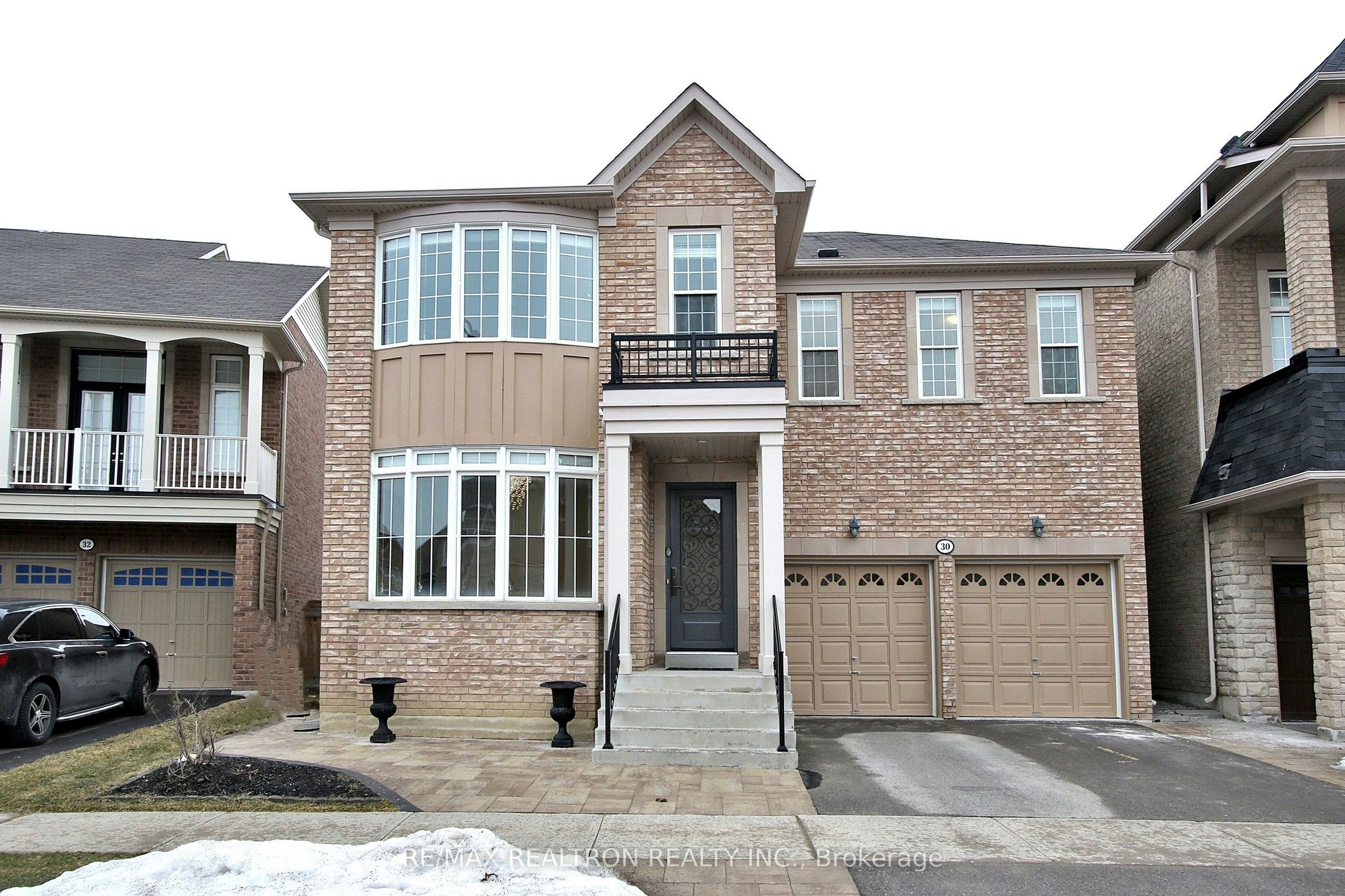 30 Valmont Avenue, Richmond Hill, ON, L4E 0P8