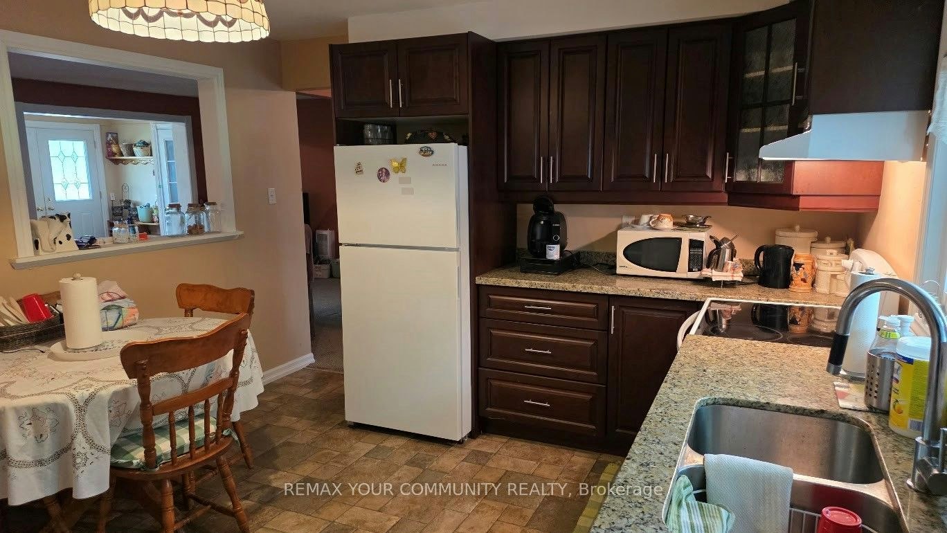 1031 Metro Road, Georgina, ON, L4P 3E9 - 13