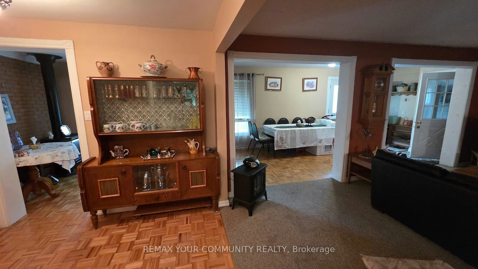 1031 Metro Road, Georgina, ON, L4P 3E9 - 9