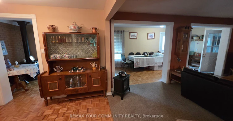 1031 Metro Road, Georgina, ON, L4P 3E9 - 9