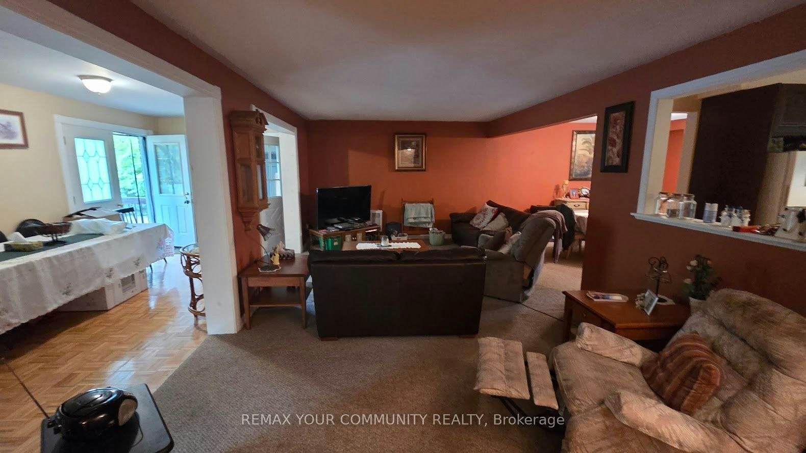 1031 Metro Road, Georgina, ON, L4P 3E9 - 8