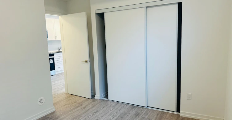 14-22 Lytham Green Circle, Newmarket, ON, L3Y 0H5 - 15