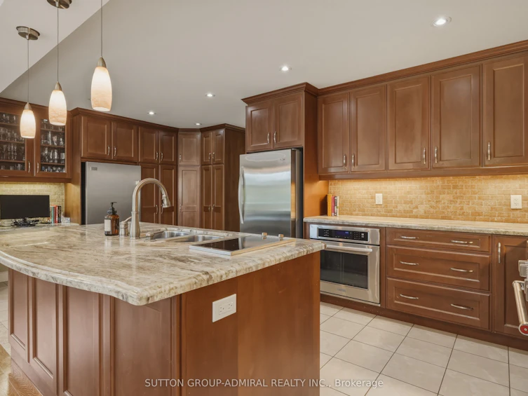90 Brillinger Street, Richmond Hill, ON, L4C 8Y3 - 7