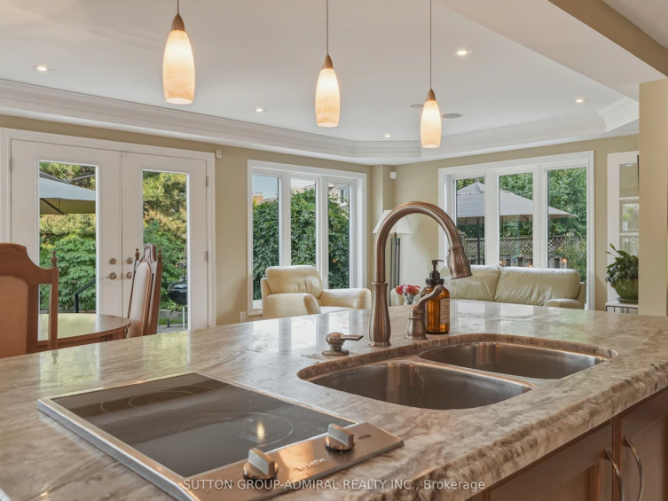 90 Brillinger Street, Richmond Hill, ON, L4C 8Y3 - 10