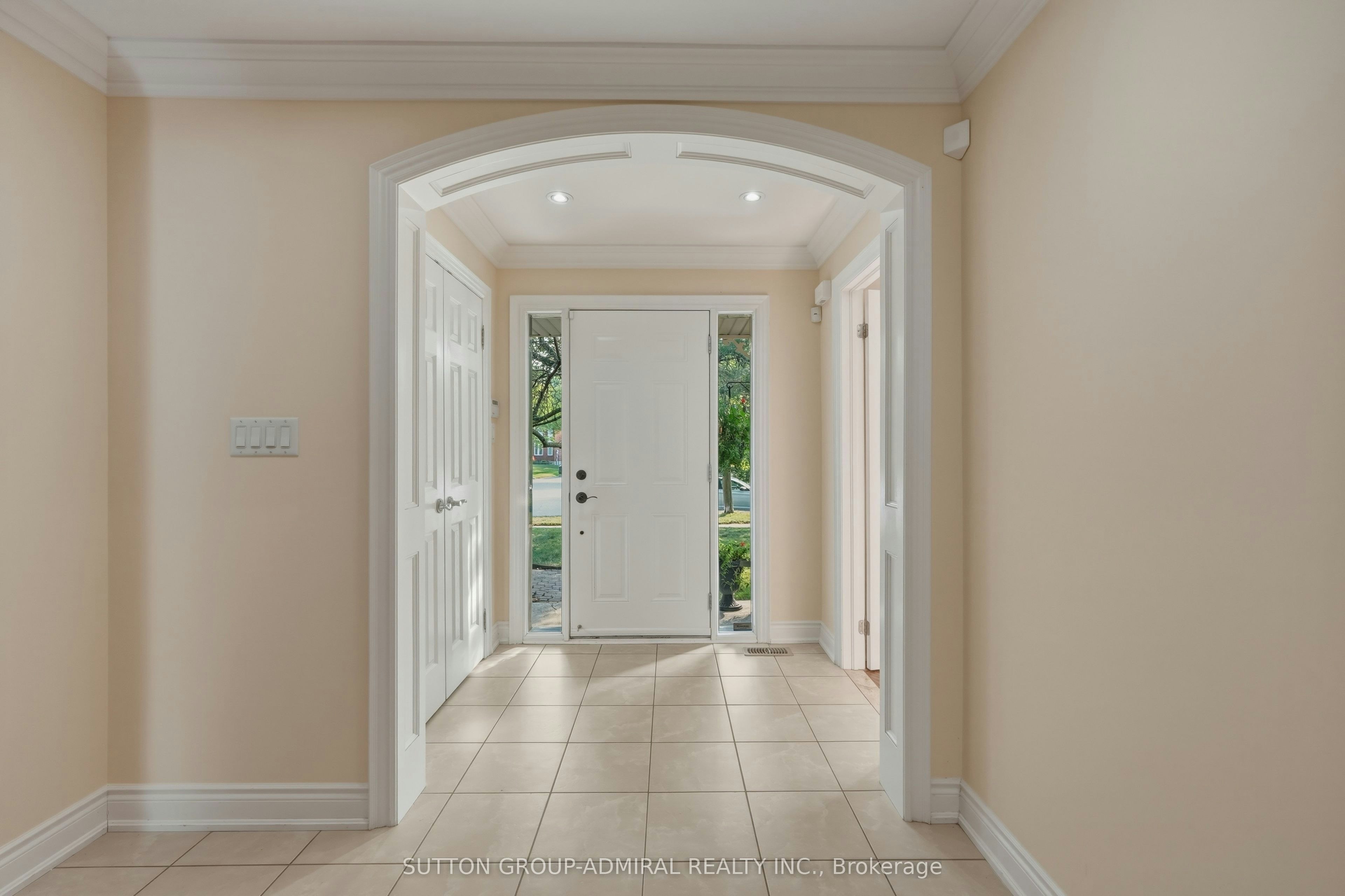 90 Brillinger Street, Richmond Hill, ON, L4C 8Y3 - 3