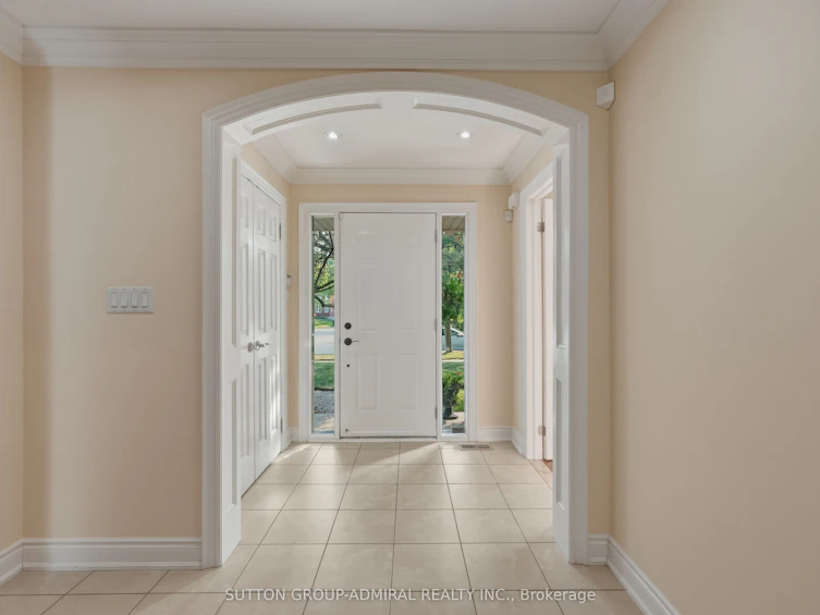 90 Brillinger Street, Richmond Hill, ON, L4C 8Y3 - 3