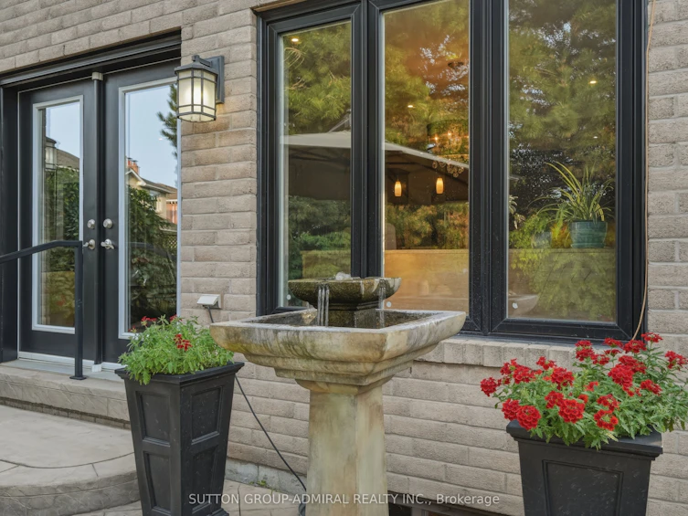 90 Brillinger Street, Richmond Hill, ON, L4C 8Y3 - 38
