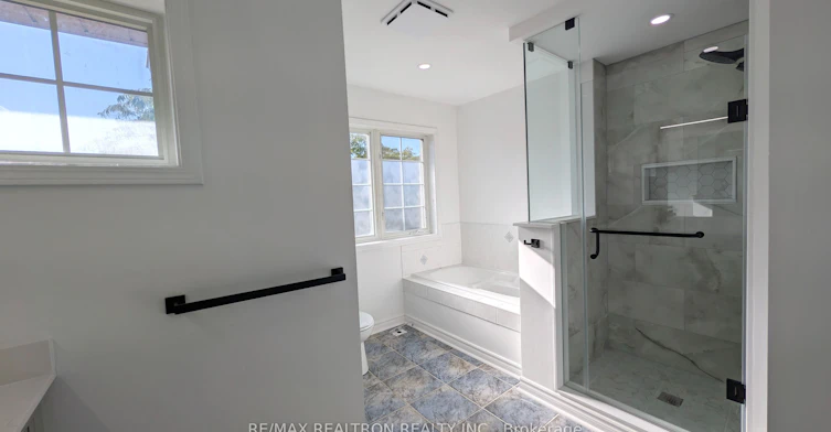 7-22 St Moritz Way, Markham, ON, L3R 4G4 - 20