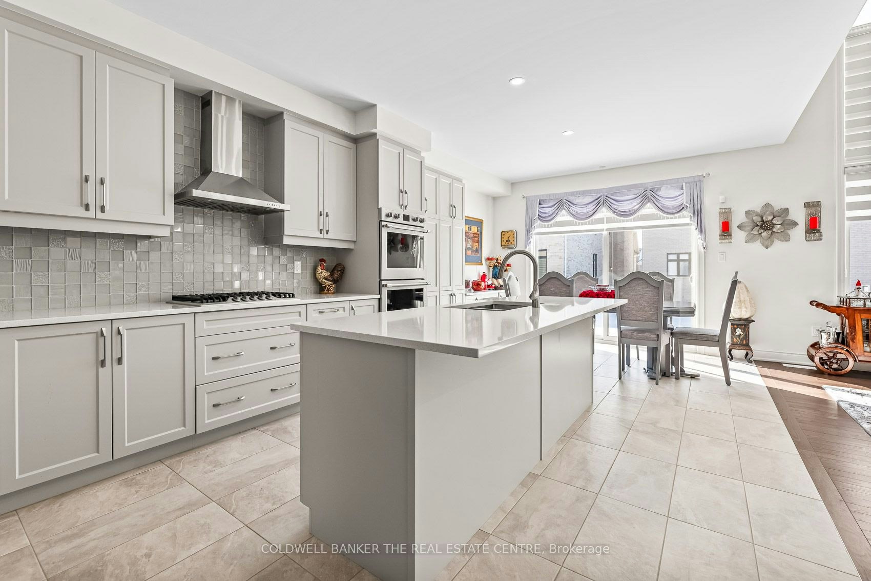 28 Bellflower Crescent, Adjala-Tosorontio, ON, L0G 1W0 - 16