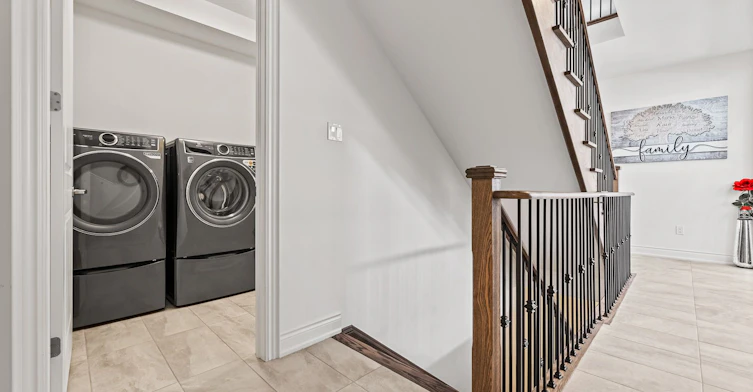 28 Bellflower Crescent, Adjala-Tosorontio, ON, L0G 1W0 - 39