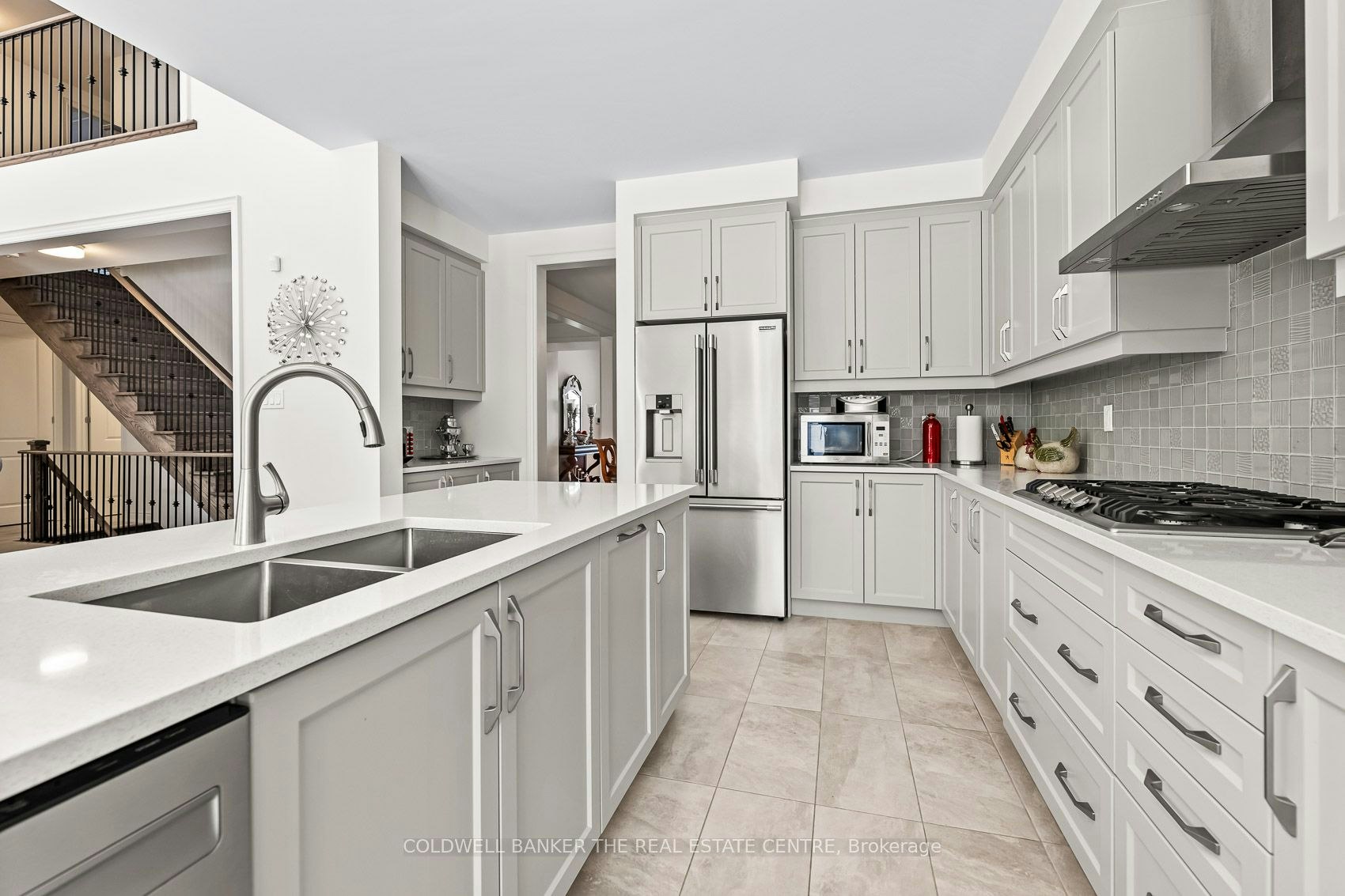 28 Bellflower Crescent, Adjala-Tosorontio, ON, L0G 1W0 - 11