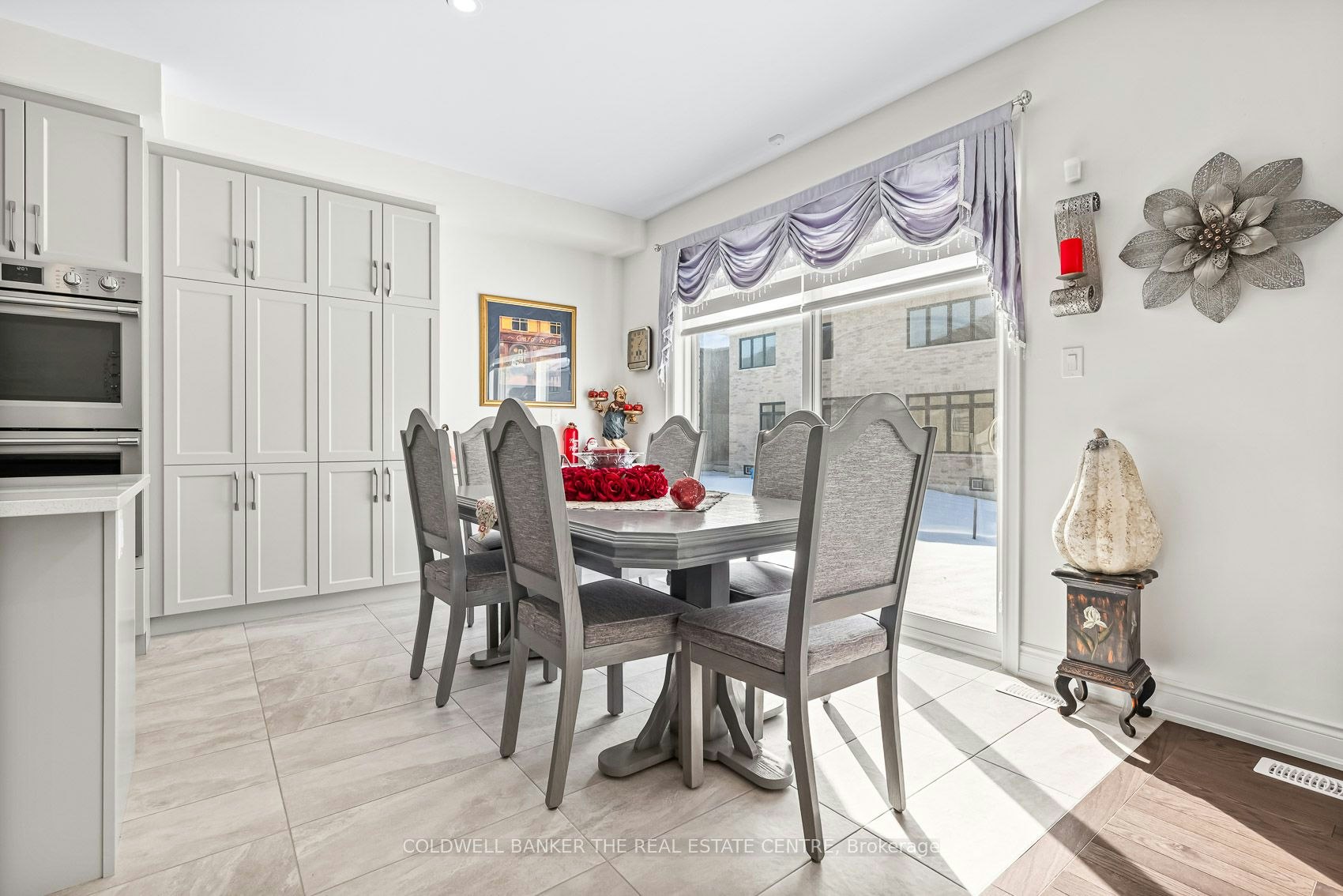 28 Bellflower Crescent, Adjala-Tosorontio, ON, L0G 1W0 - 15