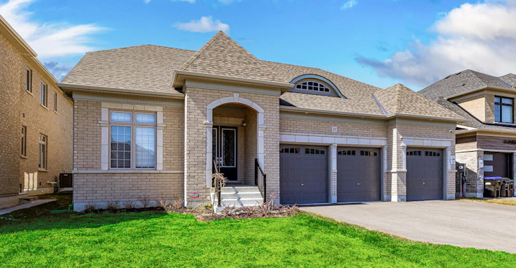 28 Bellflower Crescent, Adjala-Tosorontio, ON, L0G 1W0 - 2