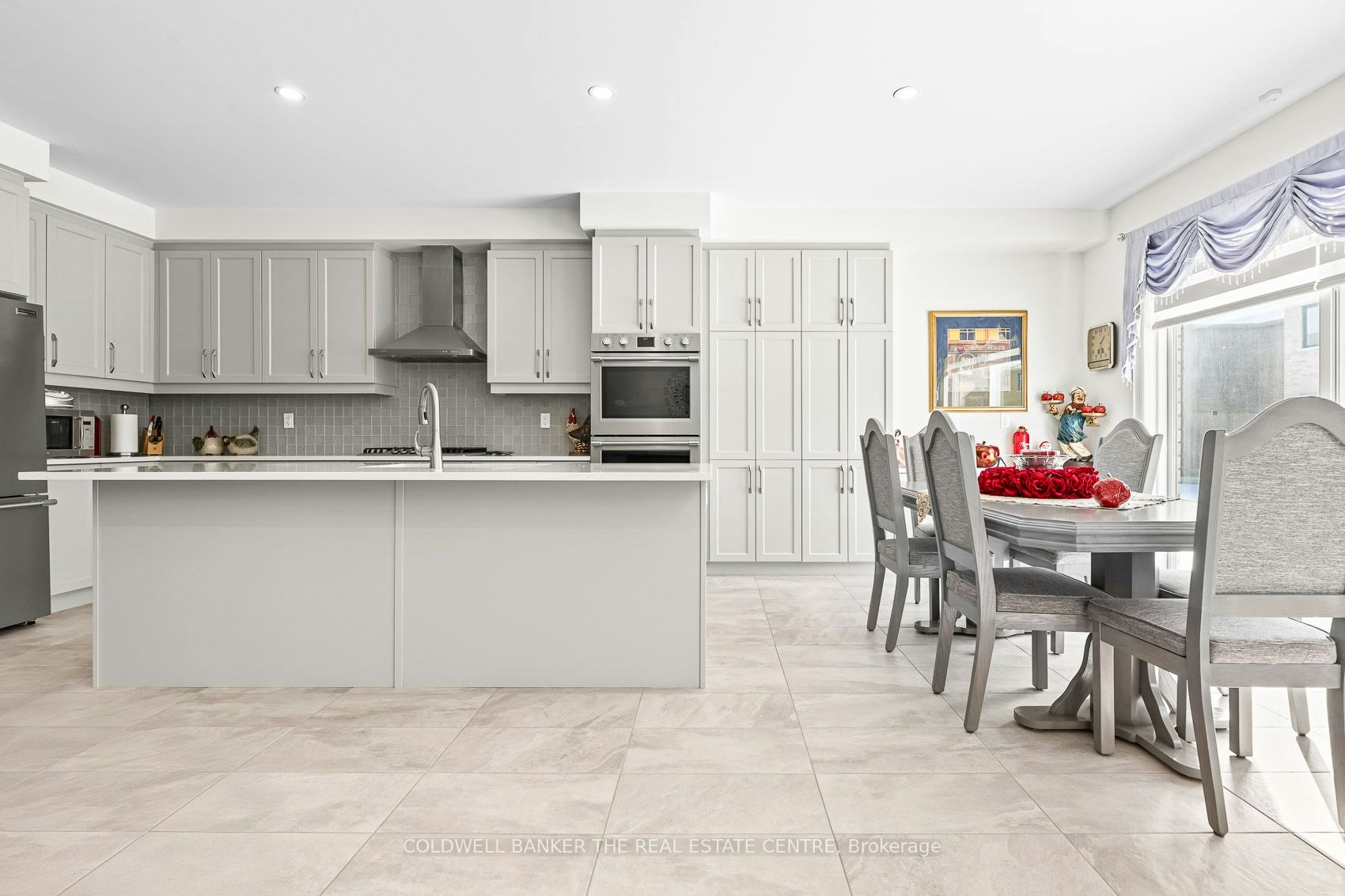 28 Bellflower Crescent, Adjala-Tosorontio, ON, L0G 1W0 - 14