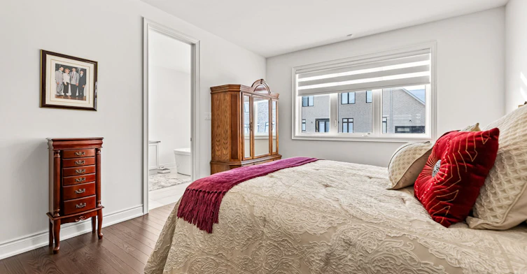 28 Bellflower Crescent, Adjala-Tosorontio, ON, L0G 1W0 - 23