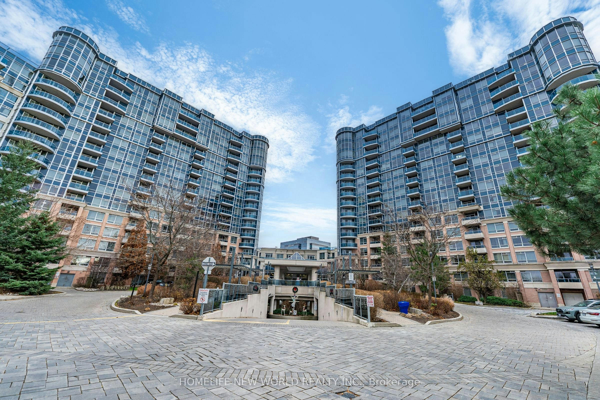 Ph63-23 Cox Boulevard, Markham, ON, L3R 7Z9