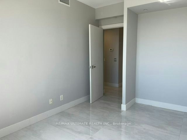 LPH04-3700 Highway 7 Road, Vaughan, ON, L4L 0G8 - 6