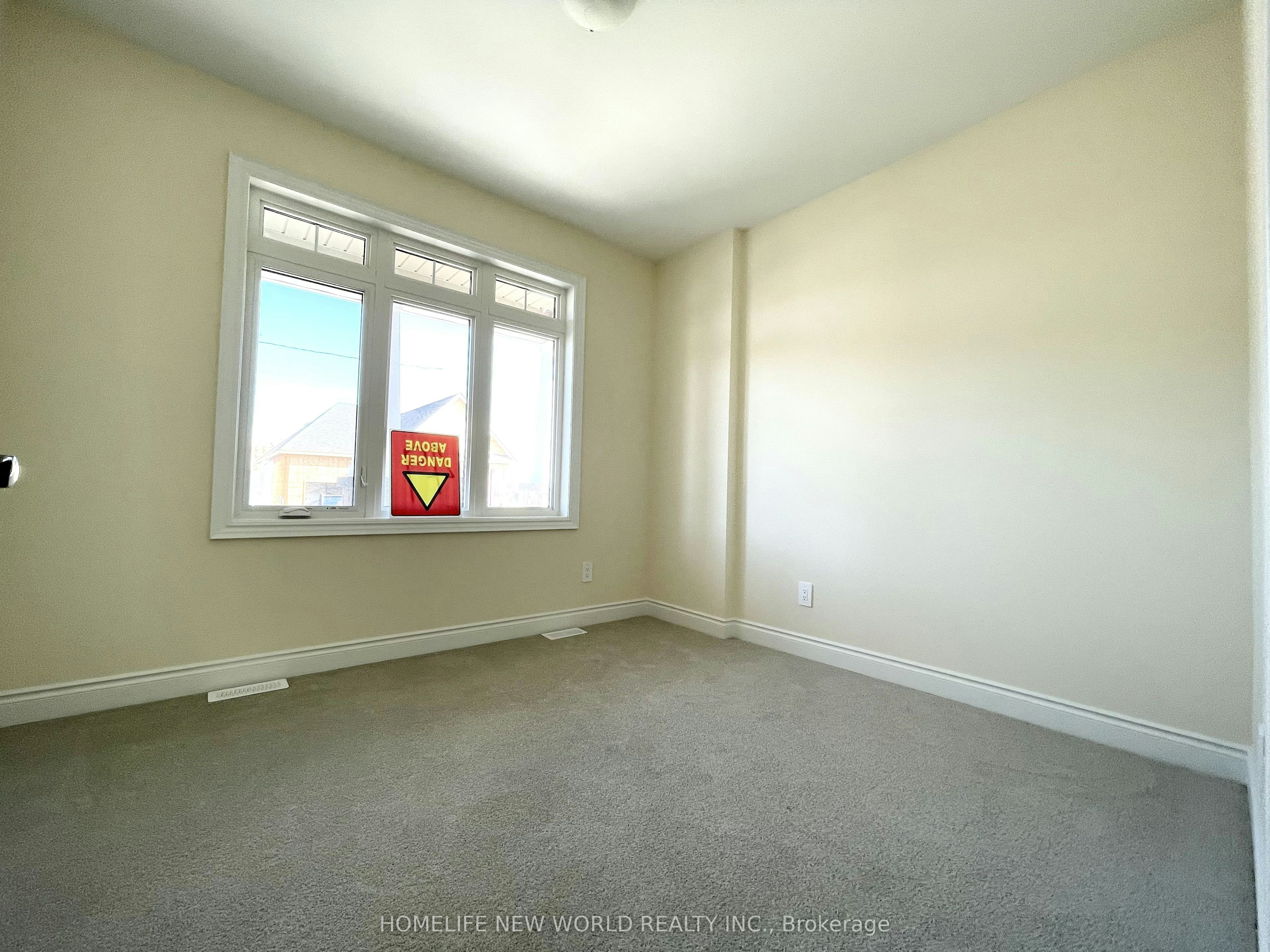 15 Schortinghuis Street, Georgina, ON, L0E 1R0 - 8