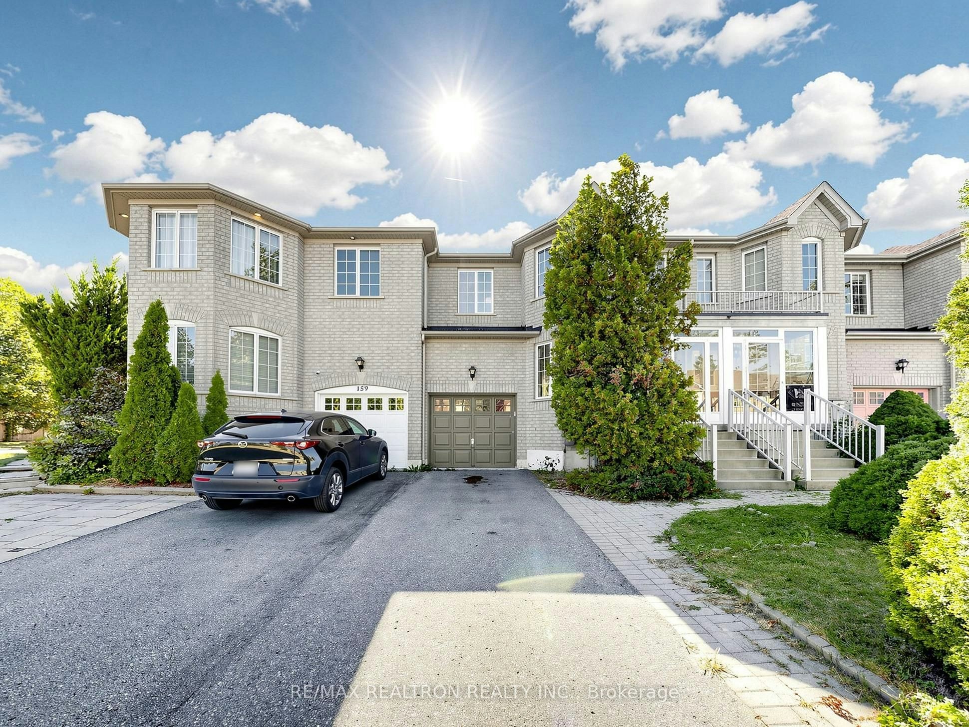 157 Nahanni Drive, Richmond Hill, ON, L4B 4H5