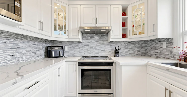 Main-244 Tampico Road, Richmond Hill, ON, L4C 4R7 - 10