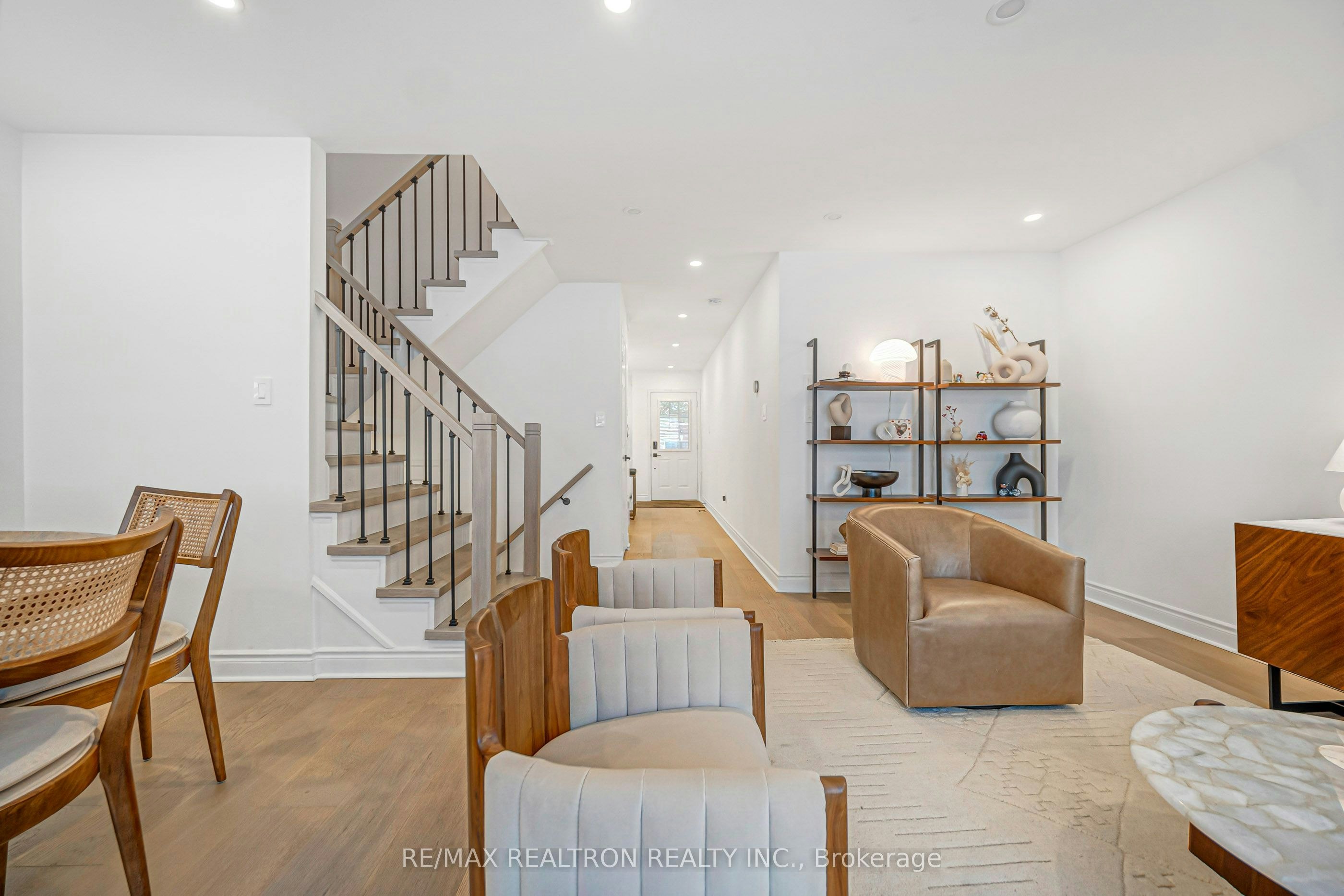 10 Macgregor Avenue, Richmond Hill, ON, L4B 4S8 - 26