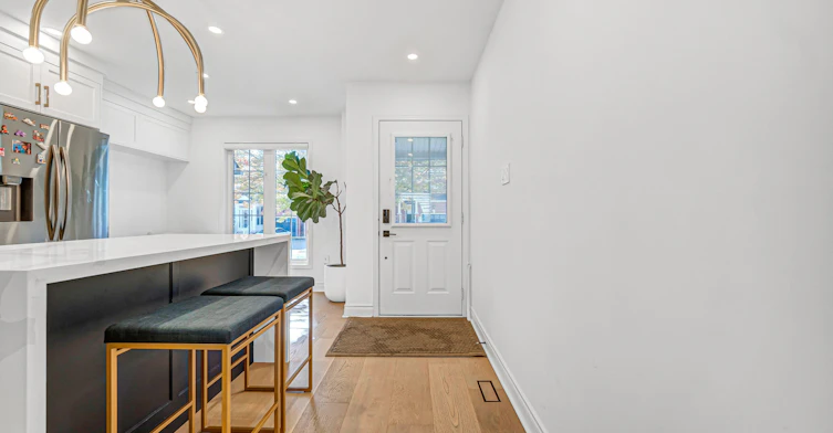 10 Macgregor Avenue, Richmond Hill, ON, L4B 4S8 - 5