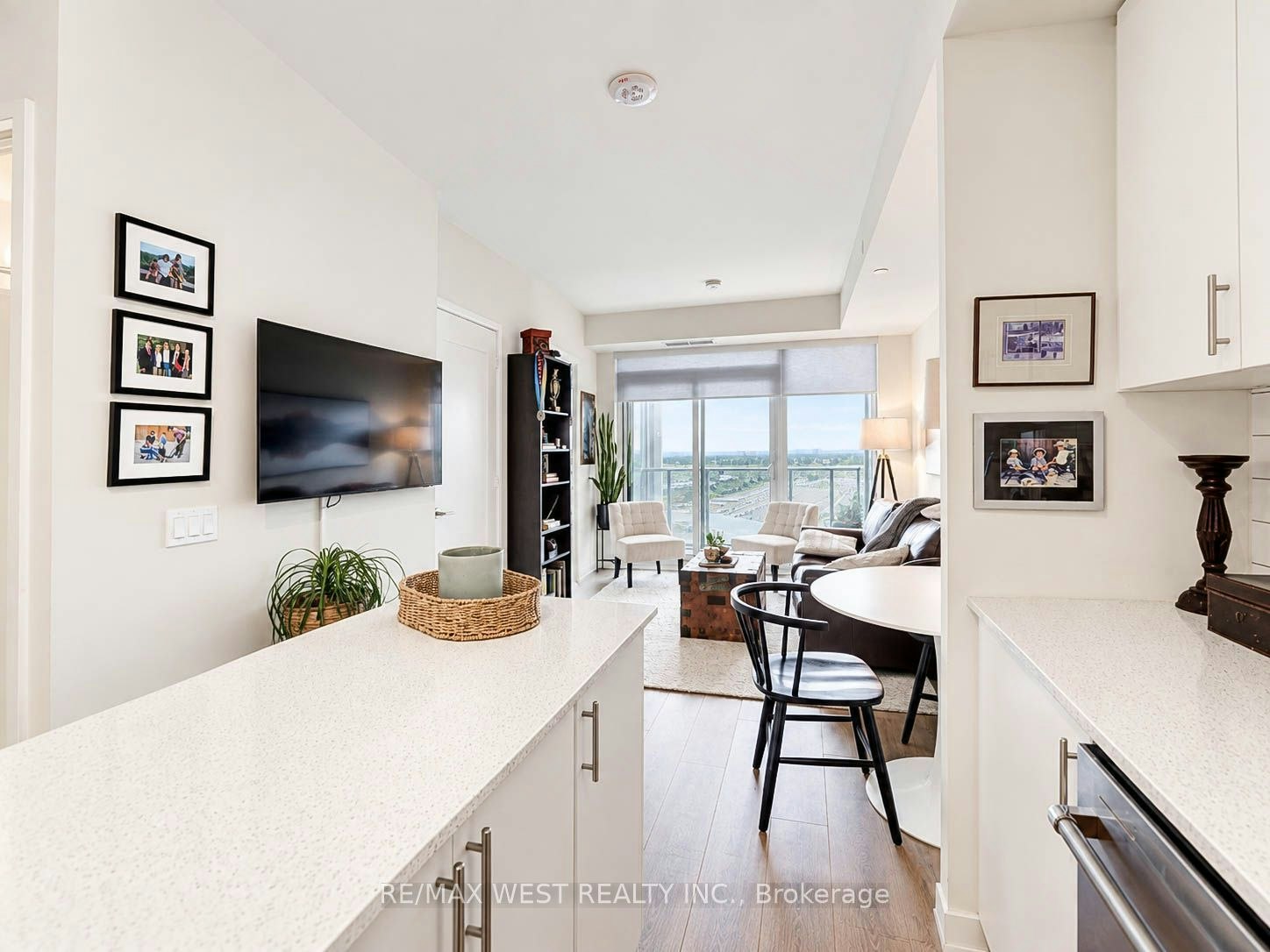 1019-9000 Jane Street, Vaughan, ON, L4K 0M6 - 4